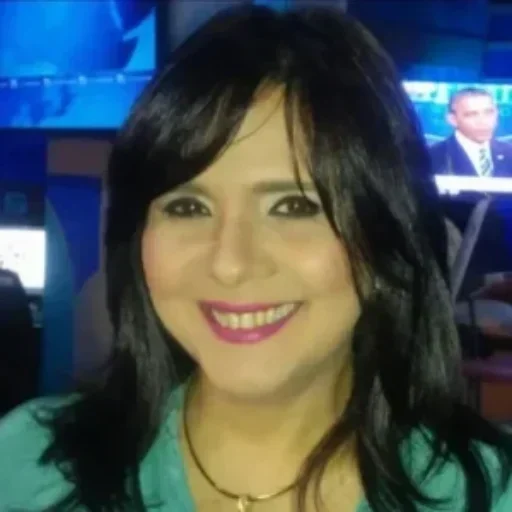 LA HORA DE EVELING BELLIARD